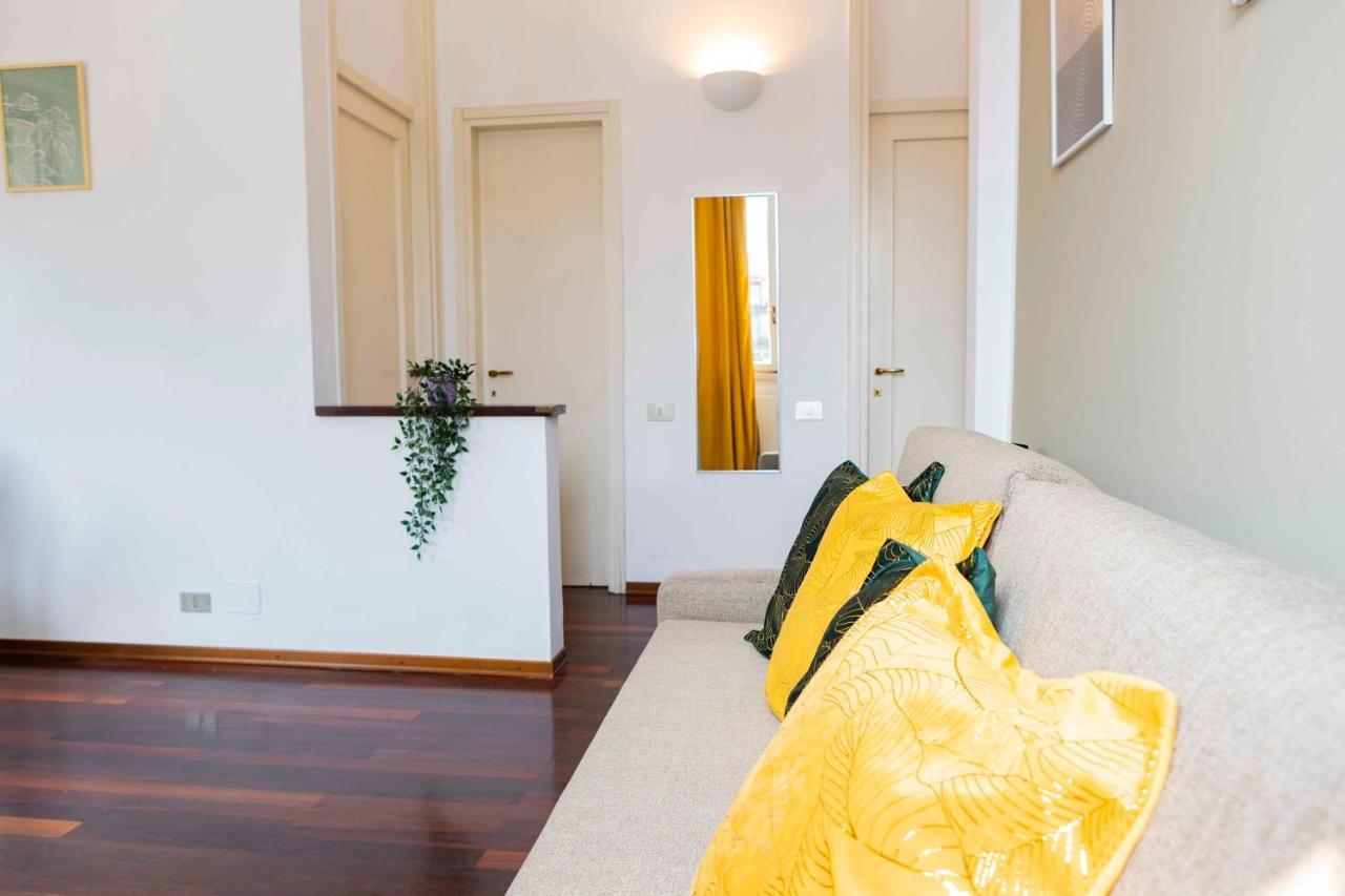 Lamarmora Charming Apartment By 101Flats Milan Bagian luar foto