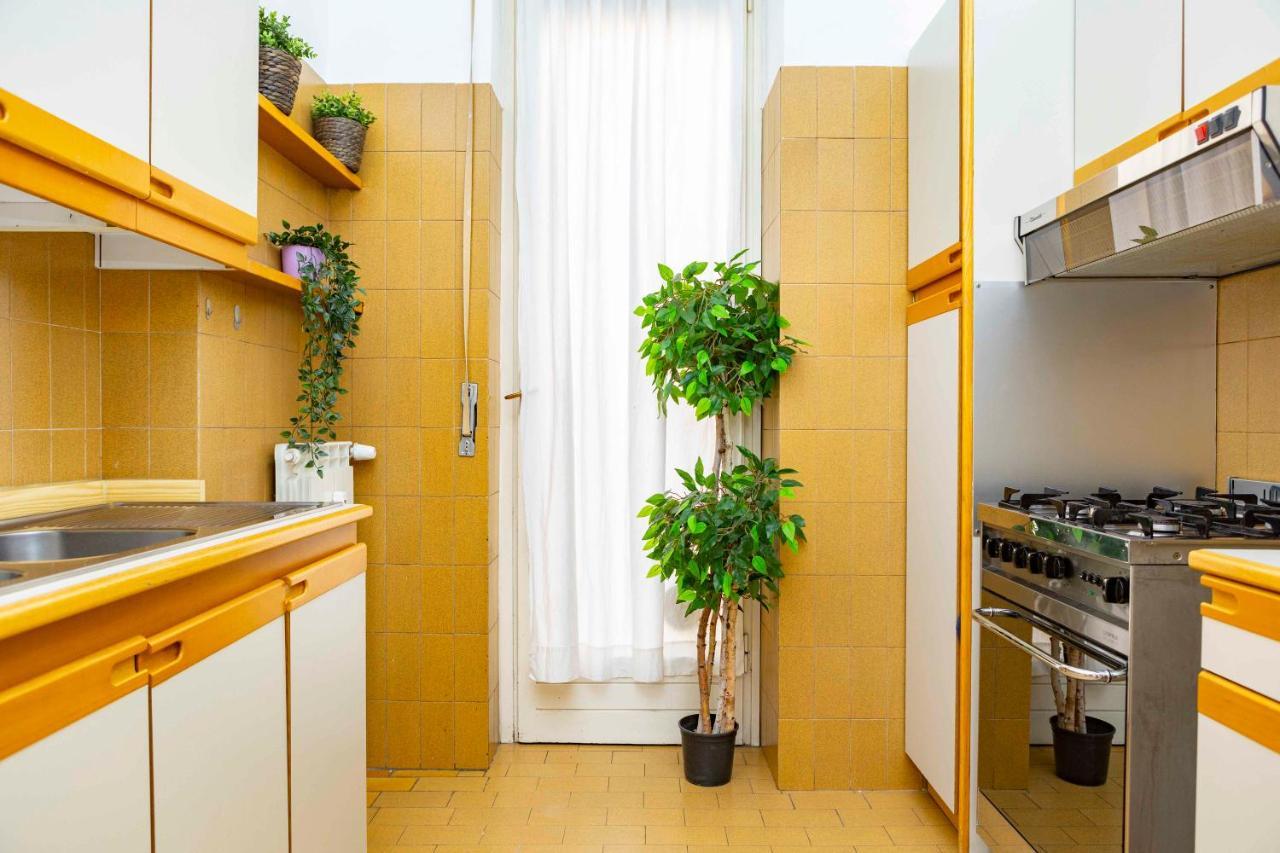 Lamarmora Charming Apartment By 101Flats Milan Bagian luar foto